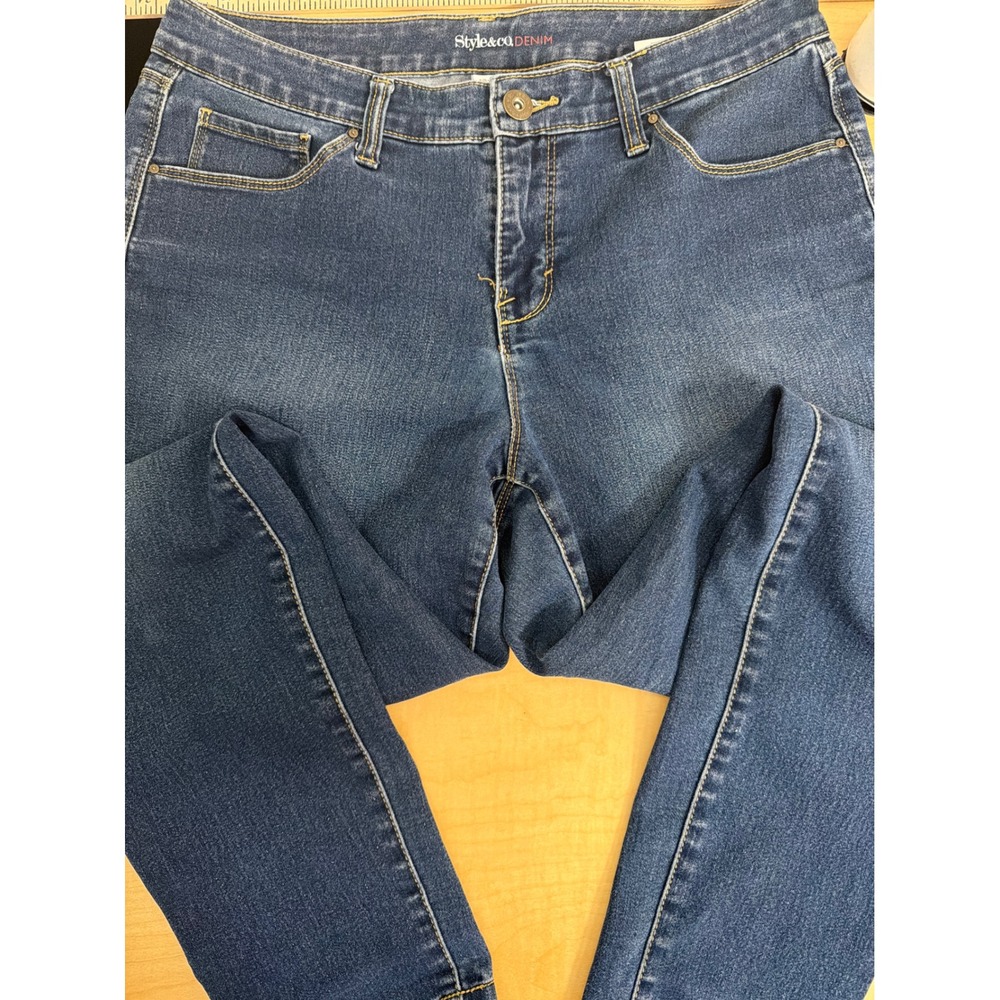 Style & Co Curvy Tummy Control Skinny Leg Jeans Medium Wash Blue Denim Size 10